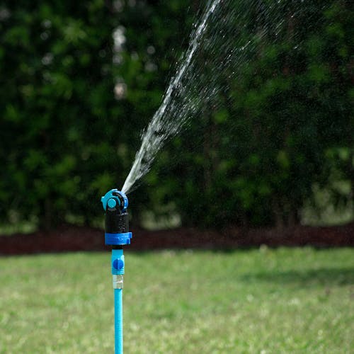 Mini spray setting for the Aqua Joe Indestructible Turbo Drive 360 Degree Telescoping Tripod Lawn and Garden Sprinkler and Mister.