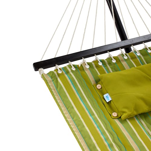Close-up of the spreader bar for the 55-inch green stripe quilted hammock.