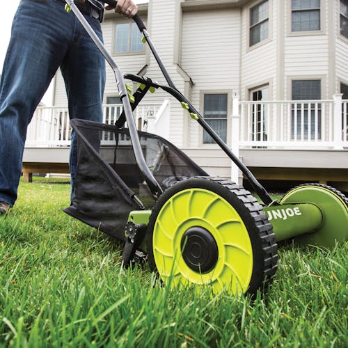  16-Inch Reel Lawn Mower with Detachable Grass Catcher, 5-Blade  Push Cordless Lawn Mower Walk-Behind Adjustable Cutting/Handle Height Grass  Cutter (A Type 16-inch 5-Blade) : Patio, Lawn & Garden
