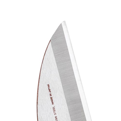 Close-up of the edge on the blade of the Nisaku Kubinagagama 4.5-inch Japanese Stainless Steel Garden Hoe and Weeder.