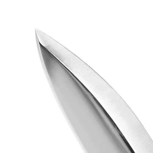 Close-up of the tip on the Niasku Ryohbagata 7.25-inch Japanese Stainless Steel Weeding Knife.