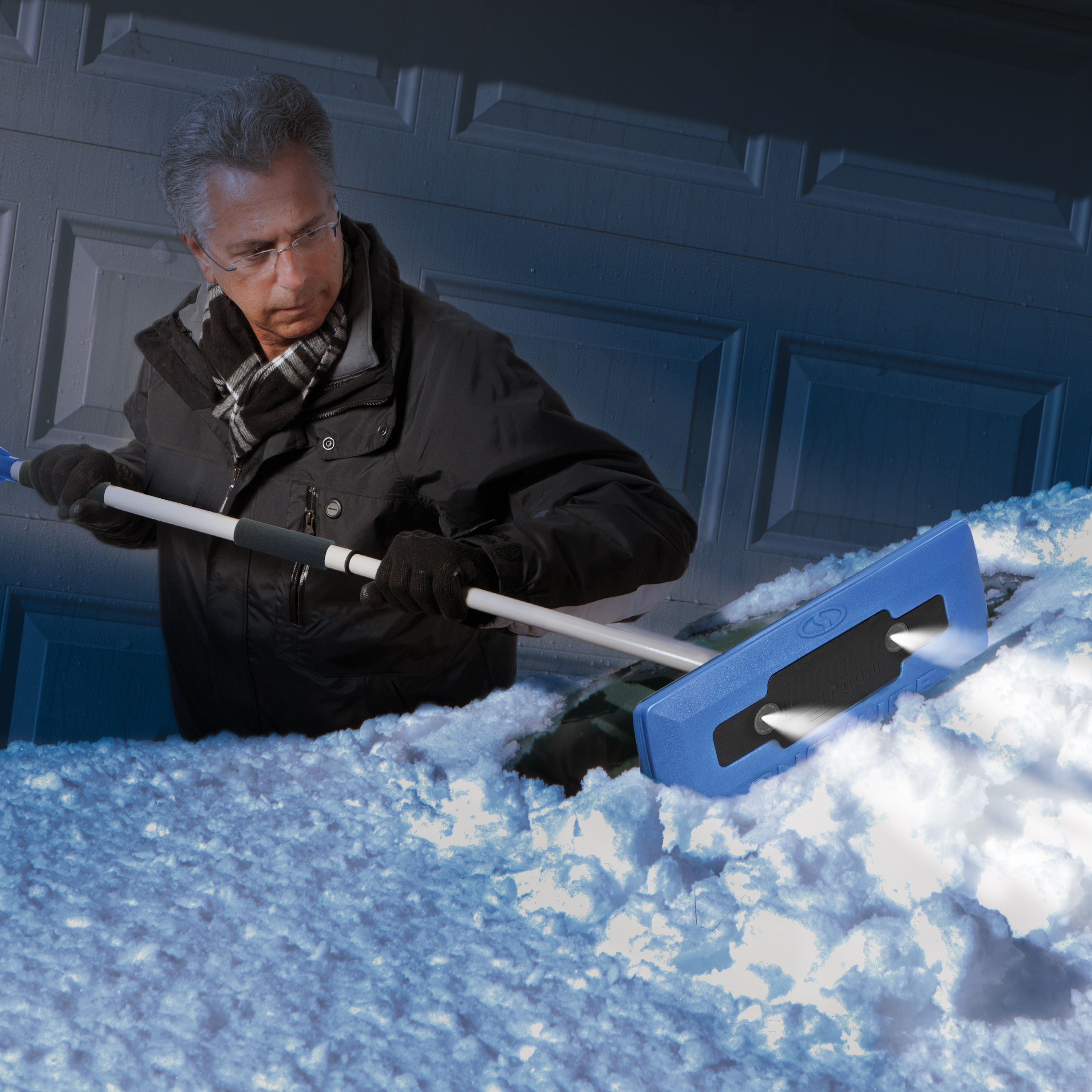 Snow Joe 4-in-1 18-inch Telescoping Snow Broom + Ice Scraper