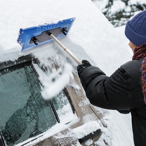 4-in-1 Extendable Snow Shovel Ice Scraper Car Windshield Remove