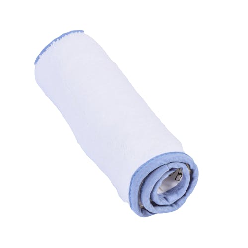 Single rolled-up towel.