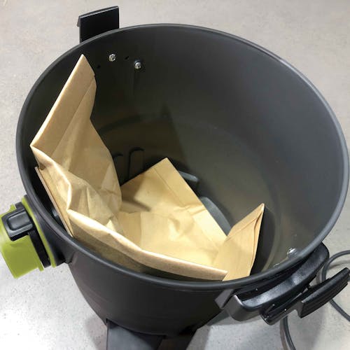 Sun Joe Universal Paper Filter Bag in a 16-gallon Wet/Dry Vacuums.