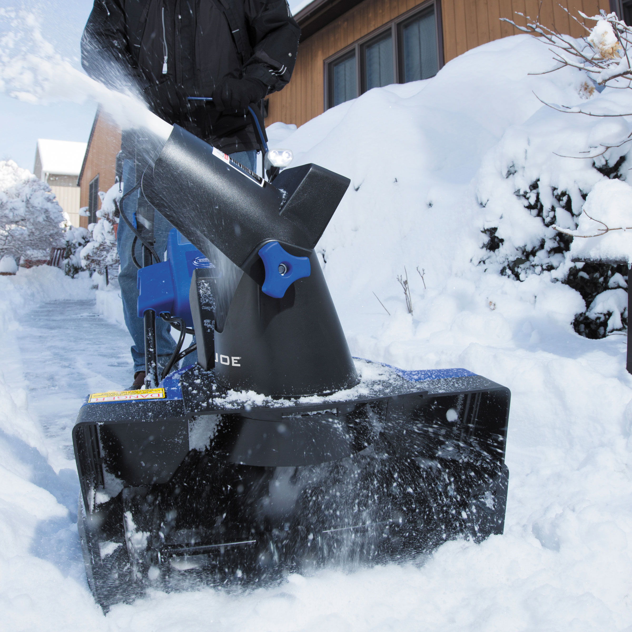 Snow Joe Ion 40-Volt Cordless 18-Inch 